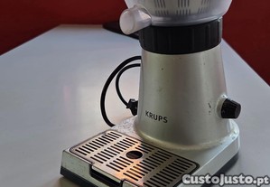 Espremedor de citrinos profissional Krups