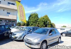 Peugeot 206 1.1 i     Com    AC  ( Viatura  Nacional ) - 04