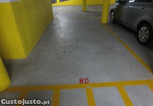 Lugar de Garagem com 14,2 m2, em GAIA