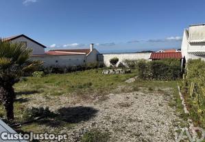 Terreno para construção em Lourinhã e Atalaia de 371,00 m²