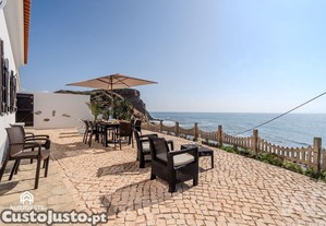 Moradia isolada T4 em São Pedro da Cadeira de 196 m²