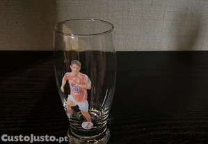 copo de cerveja do benfica