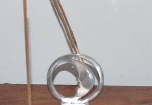 Suportes de incenso (stick e cone), em alumínio