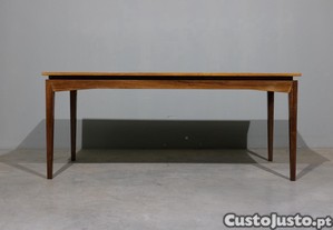Mesa de jantar extensível H.W.Klein em pau santo