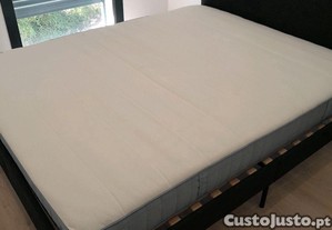 Cama de casal 160x200 com colcho (novo)