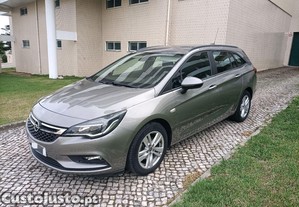 Opel Astra 1.6cdti Sportourer - 17