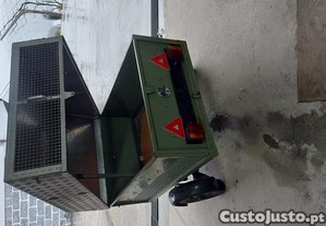 Atrelado de Caça com capota de alumínio amovível