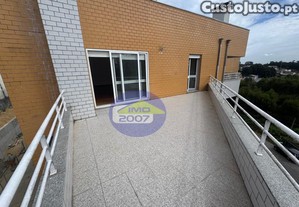 Apartamento T2 Com Terraço Rotunda Do Picoto