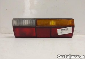 FAROLIM TRASEIRO DIREITO Volkswagen polo iii classic 6v2 1995