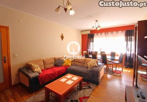 [265-A-01788] Apartamento T4 em Barcelos