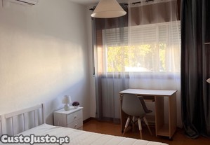 Quarto individual rapariga