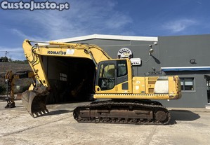 Komatsu pc240nlc-11