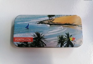Bonita caixa executiva em metal da companhia aérea portuguesa TAP, com o tema Fortaleza