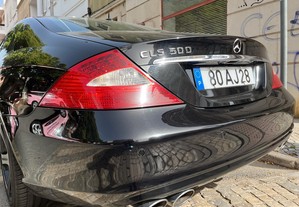Mercedes-Benz CLS 500 Black