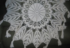 Toalha em Crochet Redonda 1 m com franja