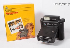 Kodamatic 950  uma cmera instantnea fabricada pela Kodak AG em 1982