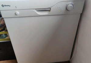 Máquina de Lavar Loiça Balay