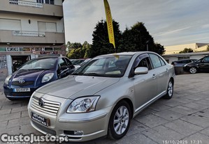 Toyota Avensis com 140 000 Kms      ( Viatura  Nacional )