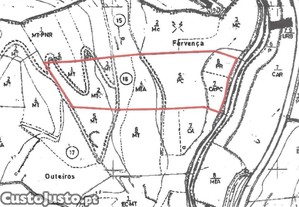Terreno em Alcobaça e Vestiaria de 12200,00 m²