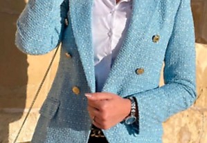 Blazer em tweed azul claro da Zara novo com etiqueta