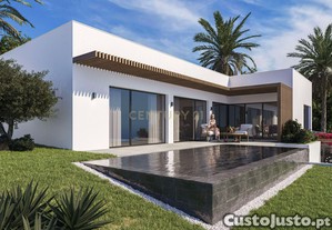 Luxuosa Moradia T3 - Prazeres - Calheta com Vista Mar e Piscina