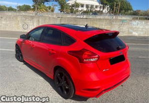 Ford Focus 1.5 Ecoboost 150cv - 16