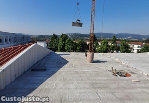 Moradia em banda T3 em Frossos (Quinta do Ribeiro) Braga!