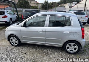 Kia Picanto 1.1 CRDI - 09