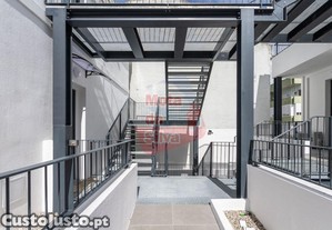 Excelente apartamento t2 em cova da piedade - almada