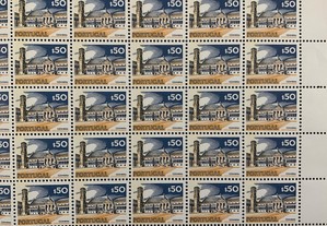Folha completa marginada com 100 selos