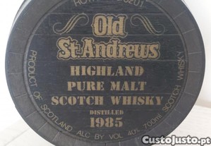 Garrafa de whisky 1985
