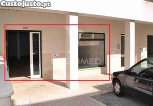 Loja comercial com 77m² no centro da figueira da foz