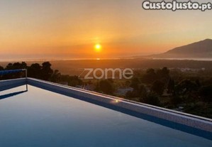 Moradia T4 Com Jardim, Piscina E Vistas Mar Em...