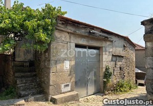 Moradia Para Restauro - Santo Andr, Montalgre