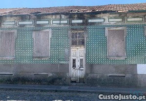 Casa T3 em Ramalde de 182,00 m²