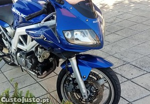 Suzuki SV650S