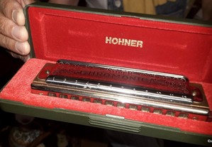 harmônica hohner com caixa