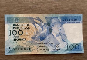 Nota de Portugal de 100 Escudos emitida em 1988 em homenagem a Fernando Pessoa
