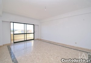 Apartamento T2 em Agualva e Mira-Sintra