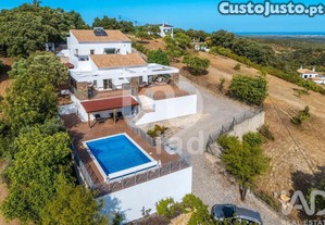 Casa / Villa T3 em São Brás de Alportel de 285,00 m²