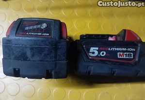 2 baterias Milwaukee em bom funcionamento