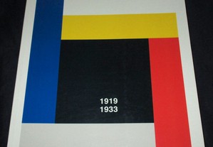 Livro Bauhaus 1919-1933 Magdalena Droste Taschen 