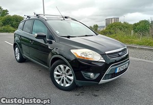 Ford Kuga SUV - 09