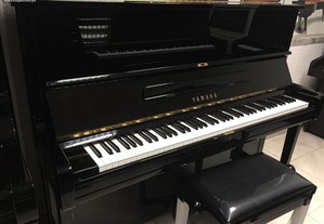 Piano Vertical Yamaha U1 / Yamaha U1 Upright Piano