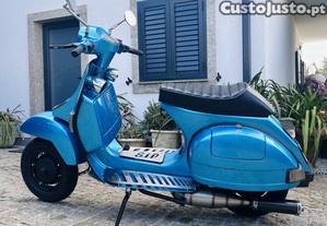 Vespa PX