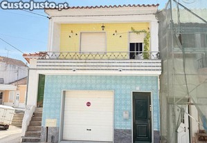 Casa / Villa T3 em Malhou, Louriceira e Espinheiro de 140,00 m²