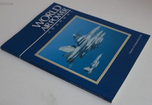 Livro " World Air Power Journal "