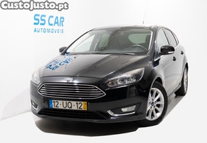 Ford Focus 1.0 EcoBoost Titanium - 18