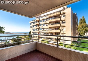 Apartamento T4 Na Quinta De Miramar, Com Vista...