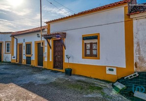 Casa de aldeia T2 em Santarém de 24,00 m²